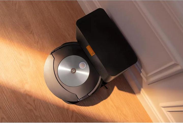 Actual product image iRobot Roomba Combo j7 (c7158) (Vacuum mopping robot)