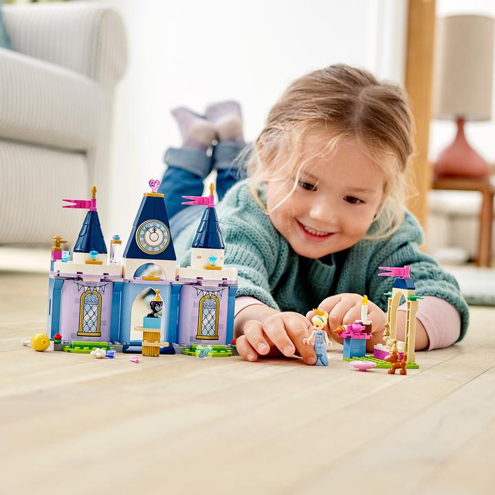Produktbild LEGO Cinderellas Schlossfest (43178, LEGO Disney)