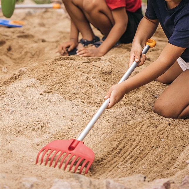 Produktbild Fiskars Kinder-Laubbesen Lila 138160