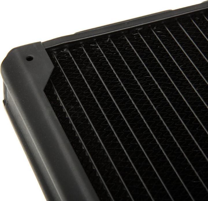 Produktbild Hardware Labs Black ICE Nemesis Radiator GTX 560 bk 1017246 (140 mm)