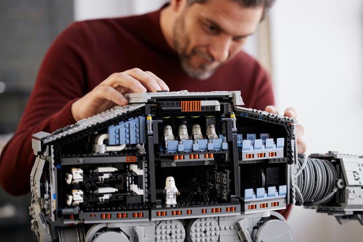 Immagine prodotto LEGO AT-AT (75313, LEGO Star Wars, Set LEGO rari)