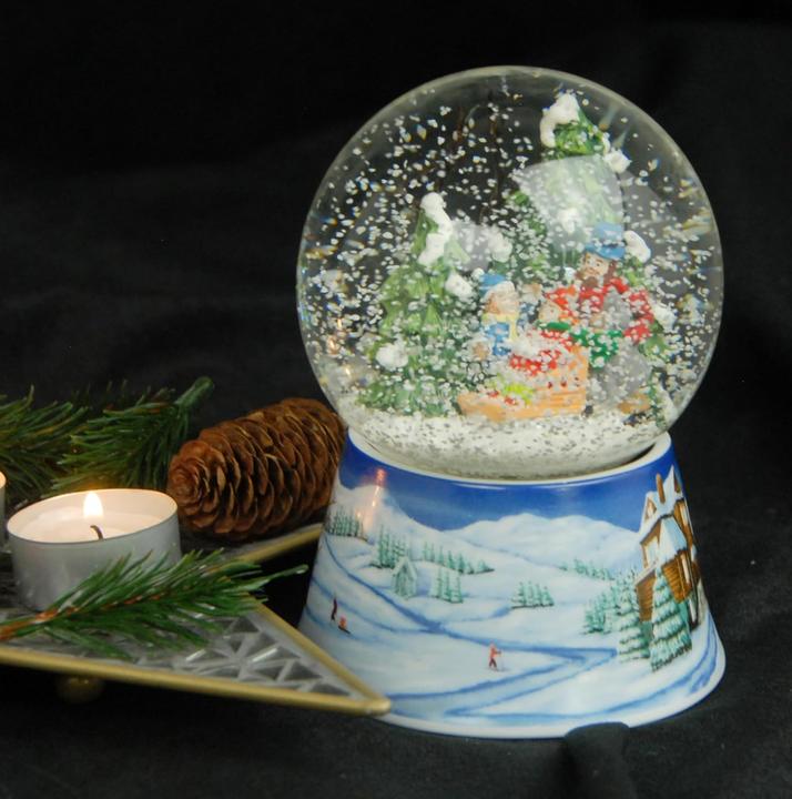Image du produit Minimum Collection Boule à neige "Famille promenade hivernale