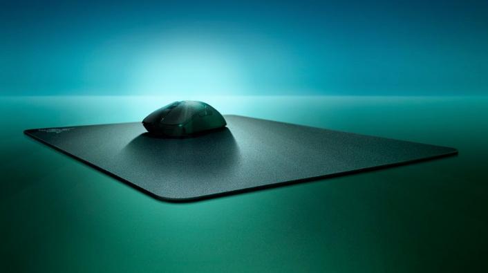 Actual product image Razer Acari (L)