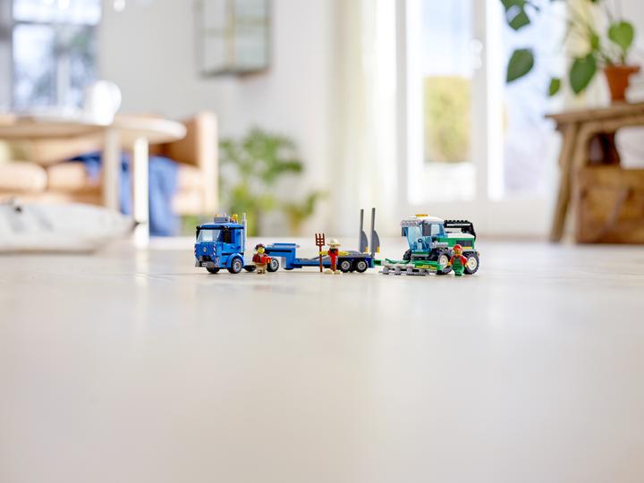 Immagine prodotto LEGO Trasportatore per mietitrebbie (60223, LEGO City)