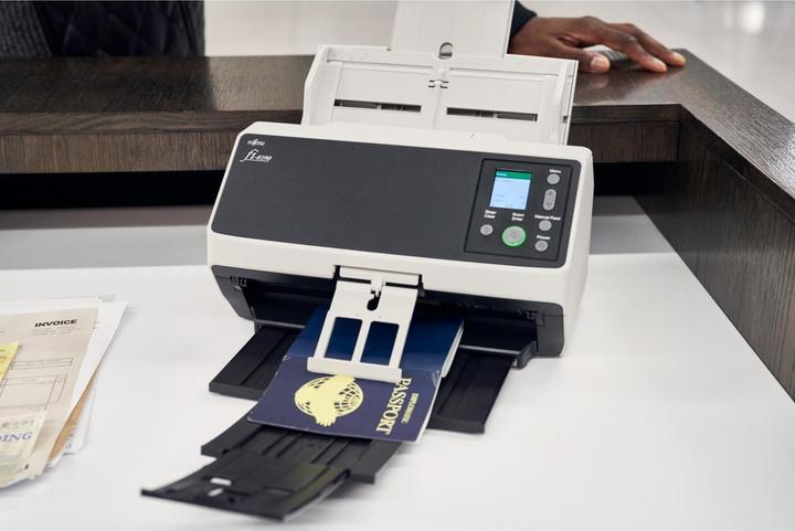 Produktbild RICOH Dokumentenscanner fi-8170 (USB, RJ45)