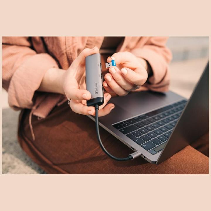 Produktbild Verbatim Multiport (USB-C, 4 Ports)