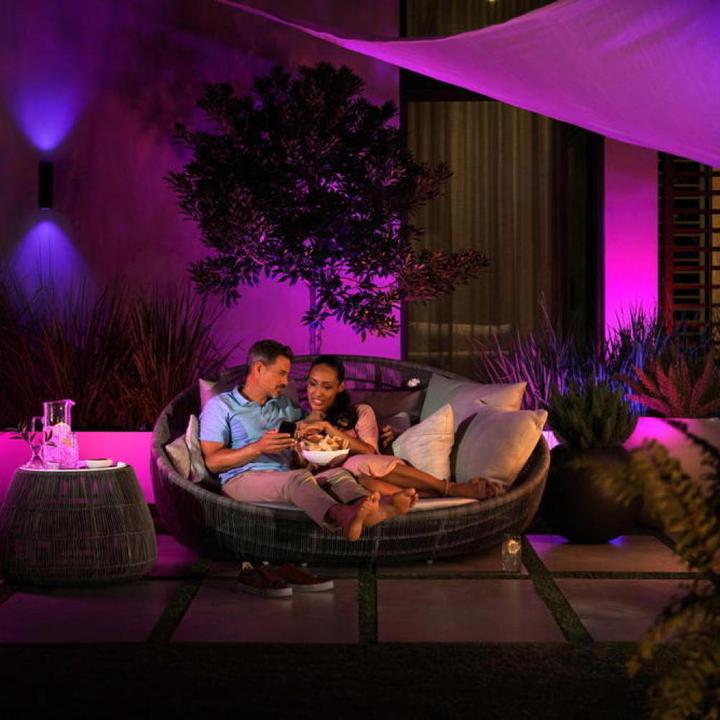 Immagine prodotto Philips Hue La tonalità appare (1200 lm, IP44)
