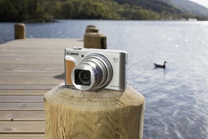 Actual product image Canon PowerShot SX740HS (4.3 - 172 mm, 20.30 Mpx, 1/2,3'')