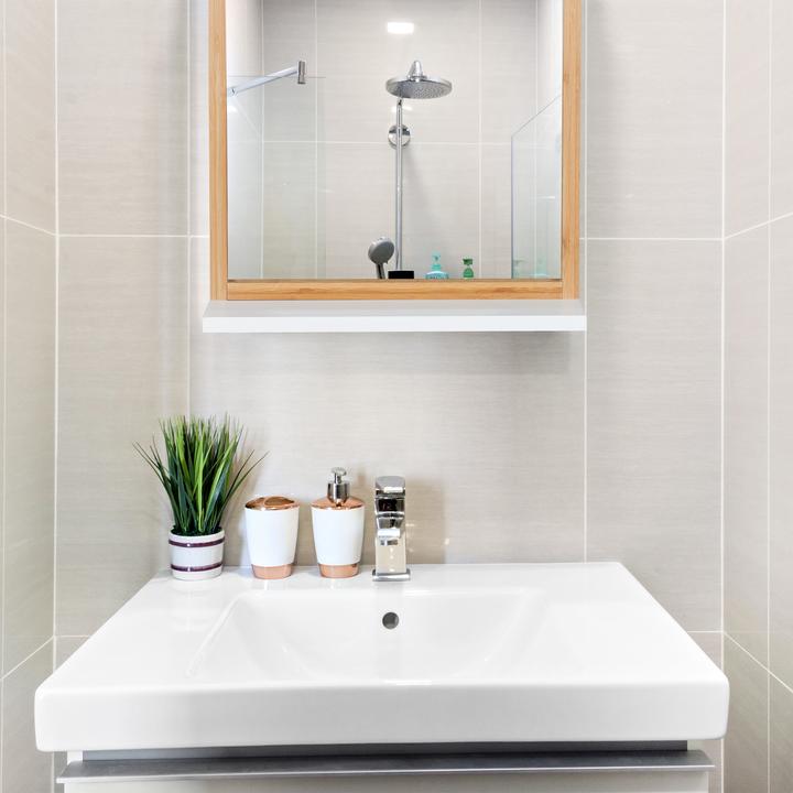 Image du produit Relaxdays Miroir mural en bois, rectangulaire (38 x 12 x 54,5 cm)