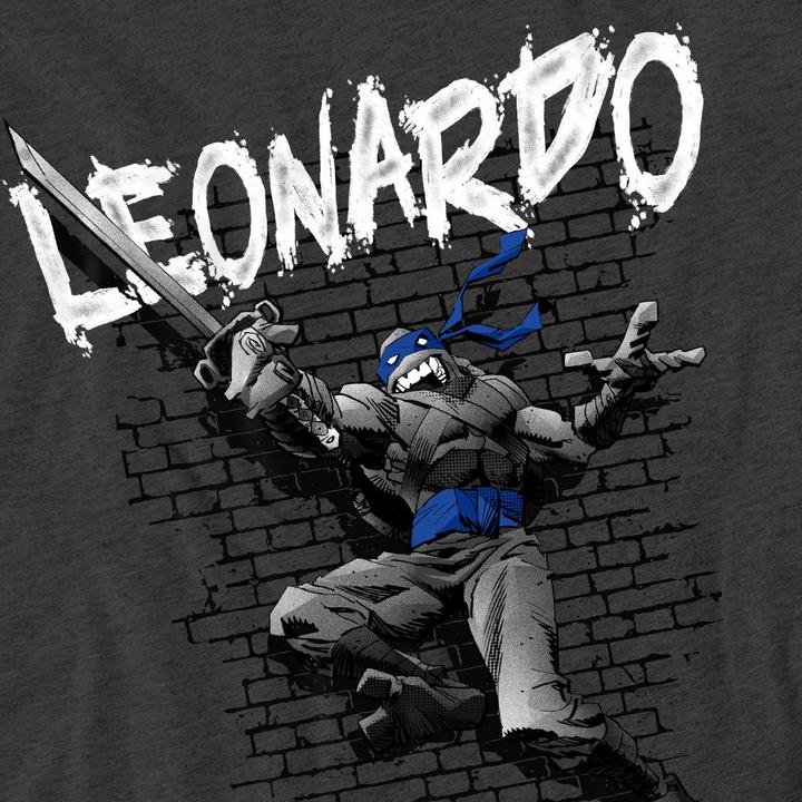 Actual product image Teenage Mutant NT Unisex Adult Leonardo T-Shirt (XL)