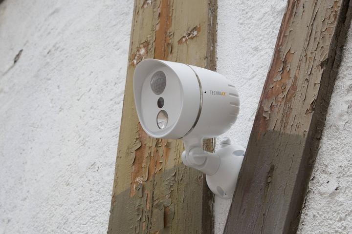 Productafbeelding Technaxx Bewakingscamera HD-buitencamera met LED-lamp TX 106 (1280 x 720 pixels)