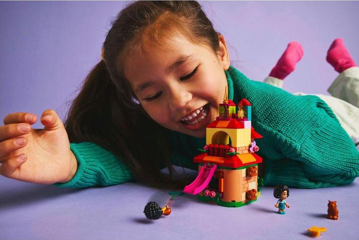 Image du produit LEGO Encanto Mini-Haus (43261, LEGO Disney)