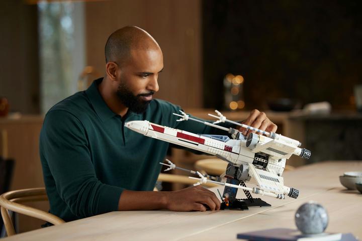 Actual product image LEGO X-Wing Starfighter (75355, LEGO Star Wars, LEGO Rare Sets)