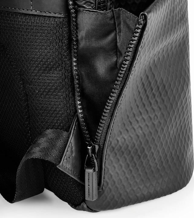 Produktbild Porsche Design Rucksack / Daypack Studio Backpack S