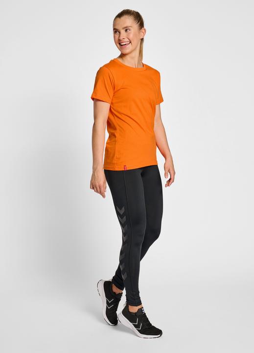 Actual product image hummel Red Heavy T-Shirt S/S Woman (XS)