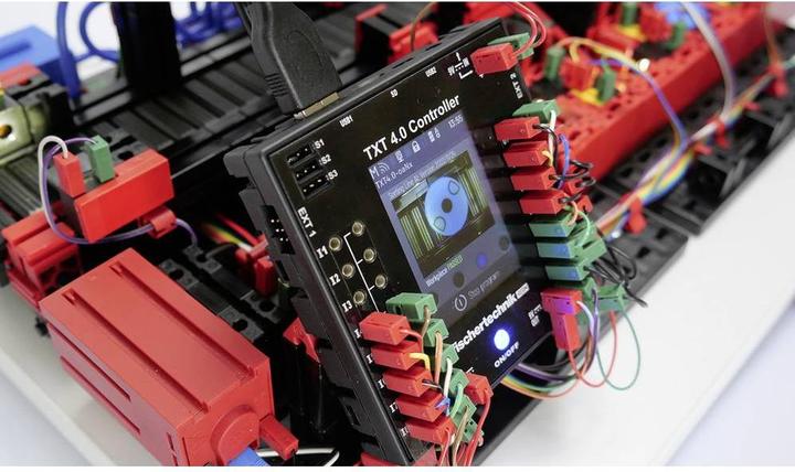 Immagine prodotto Fischertechnik Garanzia di qualità con modello di simulazione AI Dispositivo finito 9 V