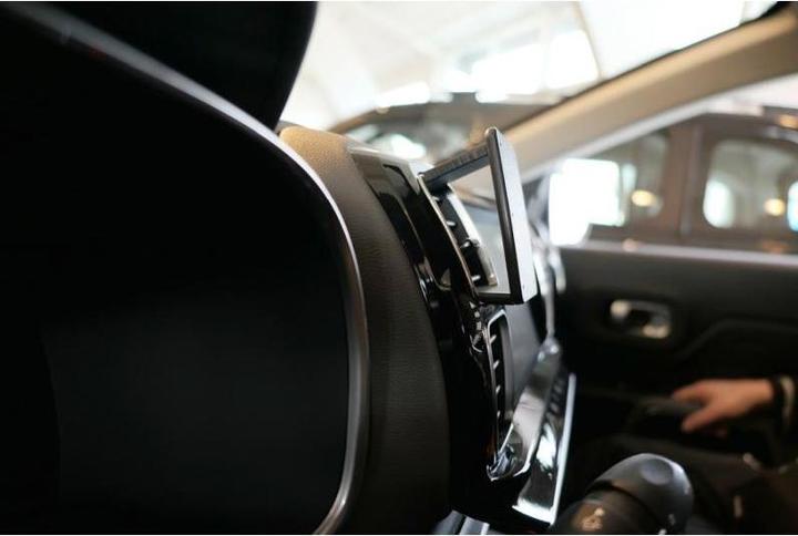 Image du produit Brodit 855500 Support voiture Citroen C5 Aircross 19