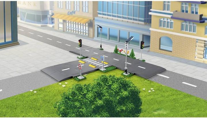 Produktbild LEGO Strassenkreuzung mit Ampeln (60304, LEGO City)
