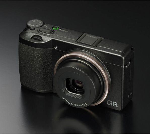 Actual product image RICOH Gr III (18.3mm, 24.24 Mpx, APS-C / DX)