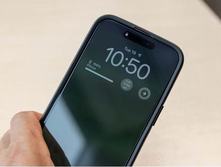 Image du produit Quad Lock Glass Screen Protector - Google Pixel 9 / 9 Pro (1 pièce(s), Realme 9 Pro+, Google Pixel 9)