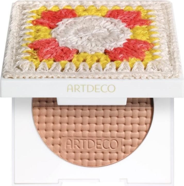 Actual product image Artdeco Bronzing Powder St. Tropez Tan Two-Tone Bronzer in Cool Shades