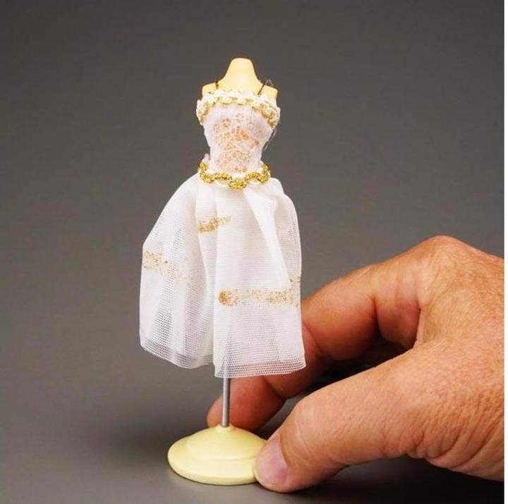 Produktbild Reutter 001.713/2 - Schneiderpuppe, dekoriert, Miniatur