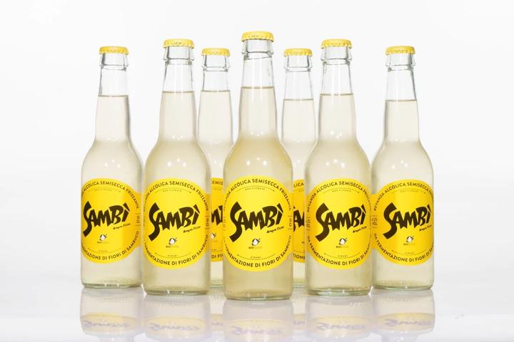 Produktbild Sambi Original Bio Mixgetränk mit Holünder Geschmack Kiste 245 x 330 ml / (24 x 33 cl)