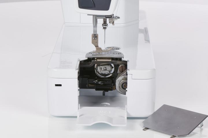 Actual product image Bernette b08 Straight Stitch