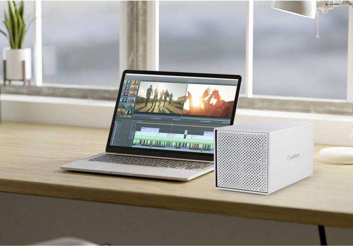 Actual product image Renkforce RF-5587610 SATA hard drive enclosure 2.5 inch, 3.5 inch USB-C® 5Gbps (2.5", 3.5")