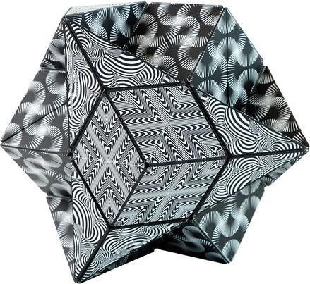 Actual product image Shashibo GeoBender Cube black & white (Multilingual)