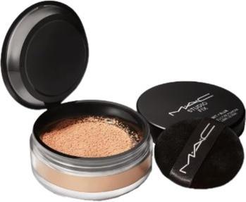 MAC Cosmetics Studio F / Blurring Weightl Powder Med.D. (Medium-Dark)