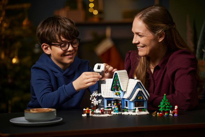 Image du produit LEGO Visite du Père Noël (10293, LEGO Creator Expert, LEGO difficiles à trouver)