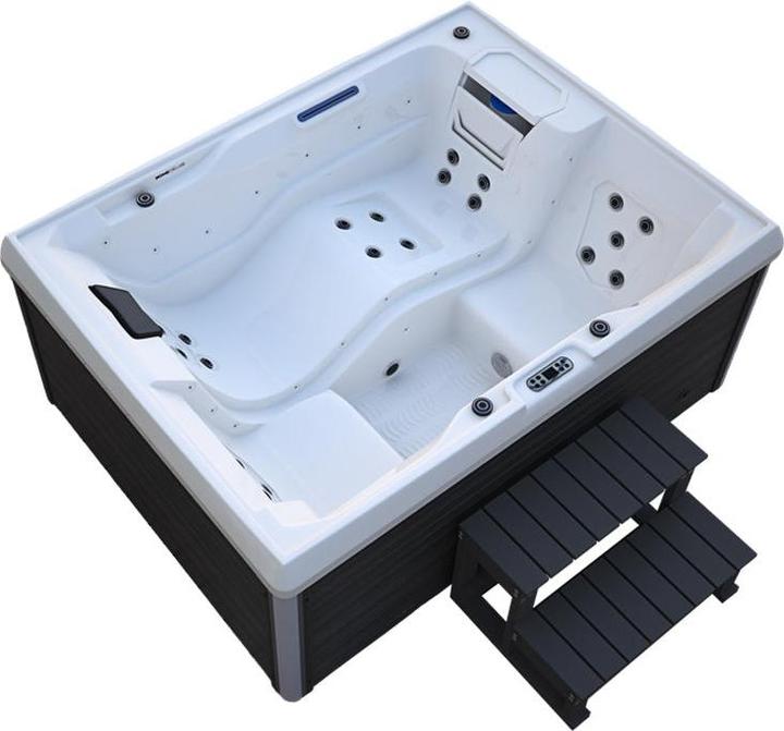 Actual product image Home Deluxe HOME-STAR outdoor whirlpool, 24 massage jets LED, steps and thermal cover, 3 persons (3 pers.)