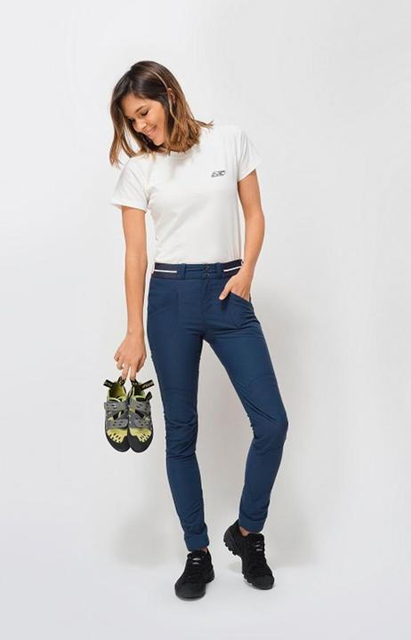 Actual product image Looking for Wild Per Model (M)