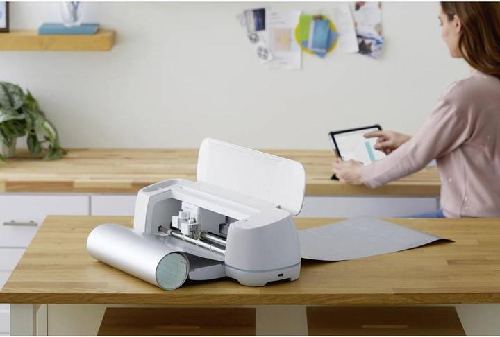 Actual product image Cricut ™ Maker 3 + Materials Bundle Schneideplotter-Set