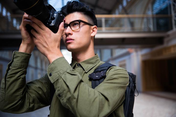 Actual product image Peak Design Capture (Shoulder strap)