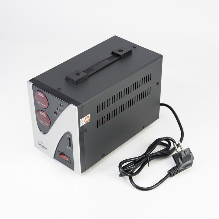 Immagine prodotto SilverCloud Stabilizzatore di tensione 500VA 300W 2.3A (500 VA, 300 W)