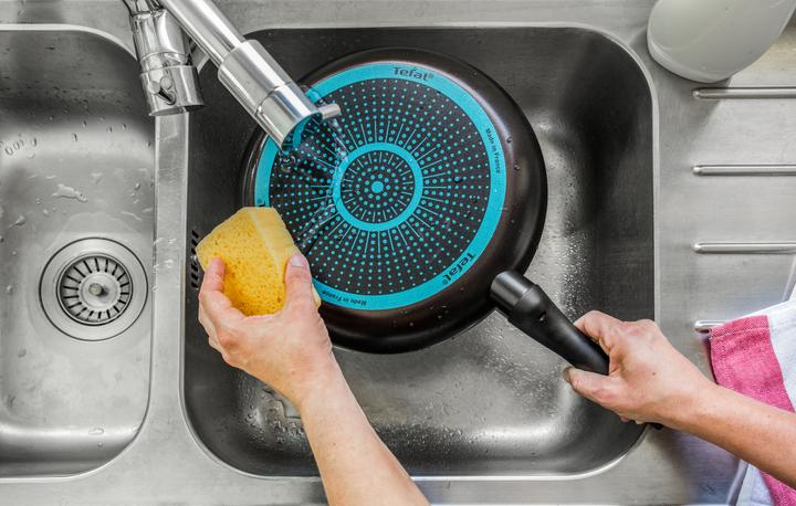 Immagine prodotto Tefal Easy Cook & Clean (24.28 cm, Padella per friggere, Alluminio)