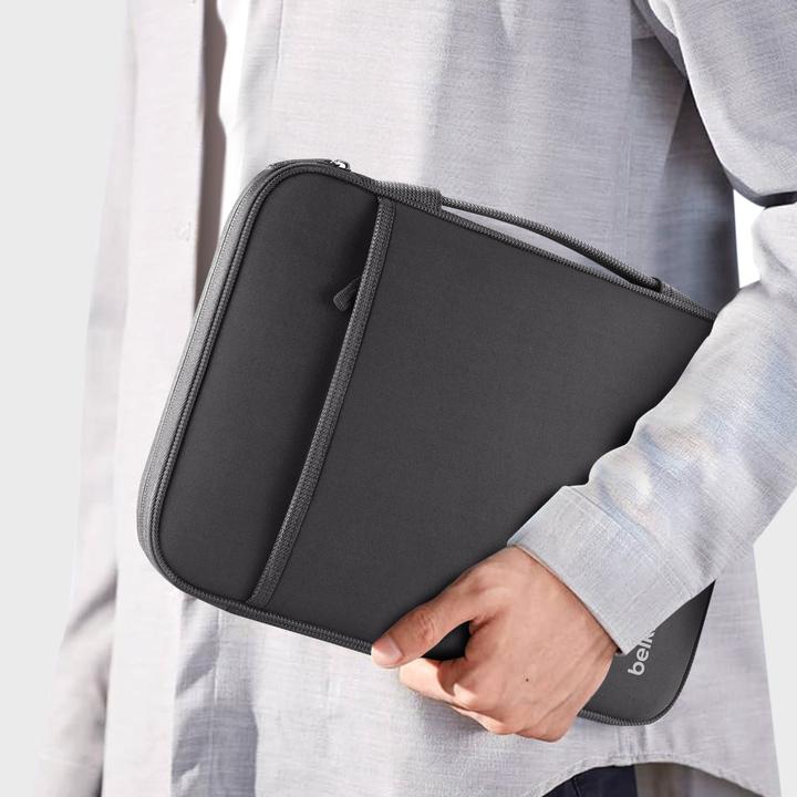 Actual product image Belkin B2b064-C00 (13", Apple, Universal)