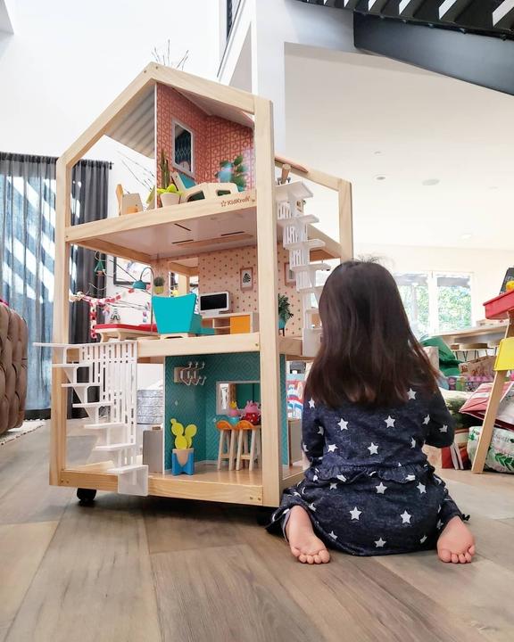 Actual product image KidKraft Stylish Mansion