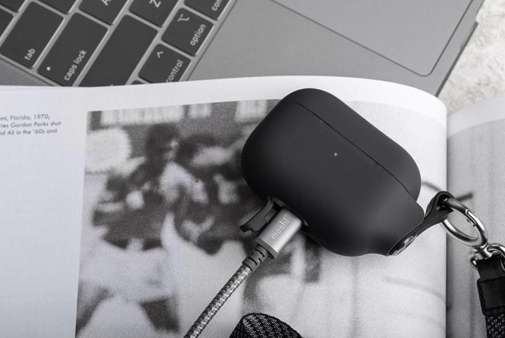 Actual product image Moshi Pebbo for AirPods Pro, AirPods Case Protection - Shadow Black (Headphone bag)