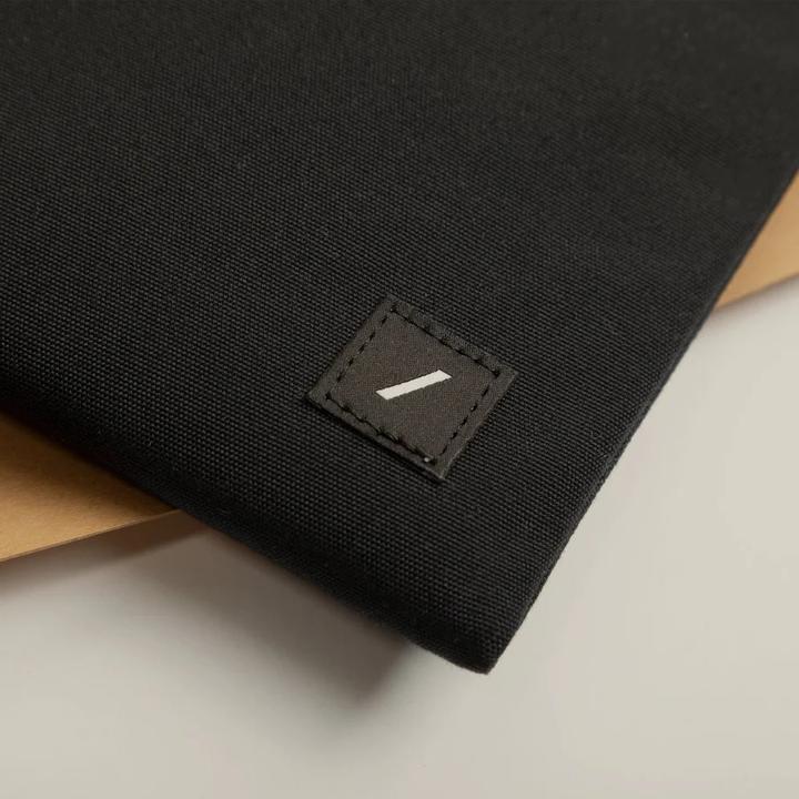 Actual product image Native Union W.F.A Sleeve for MacBook (14") (14", Apple)