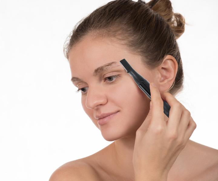 Image du produit Adler AD 2934b Tondeuse à sourcils
