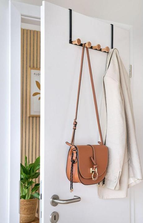 Actual product image Zeller Present Door hanger