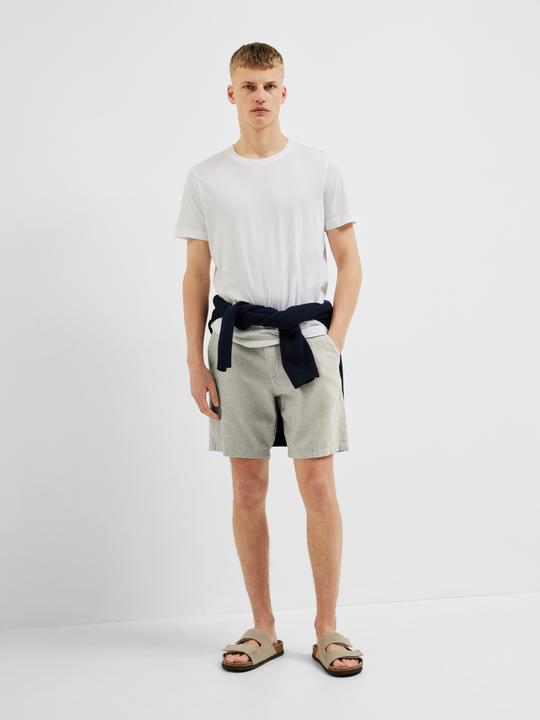 Actual product image Selected Homme Comfort Fit Shorts (L)