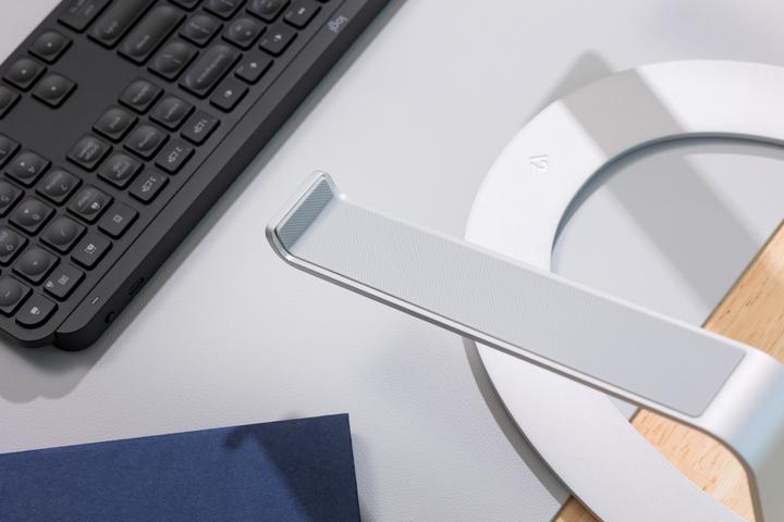 Actual product image TwelveSouth Curve SE