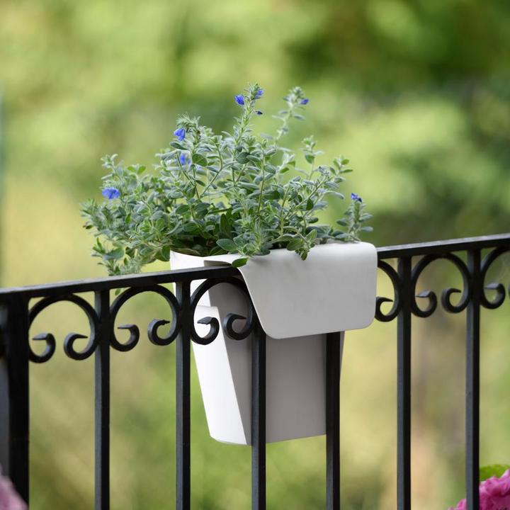 Actual product image Euro3plast Balcony box (25 cm)