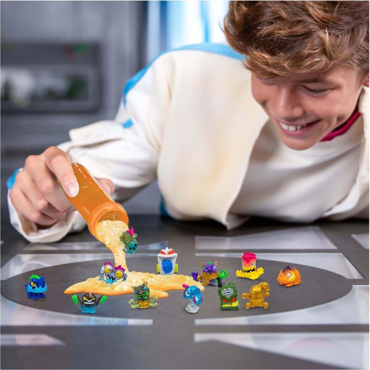 Actual product image Moose Mr Beast Lab Biomites Mega
