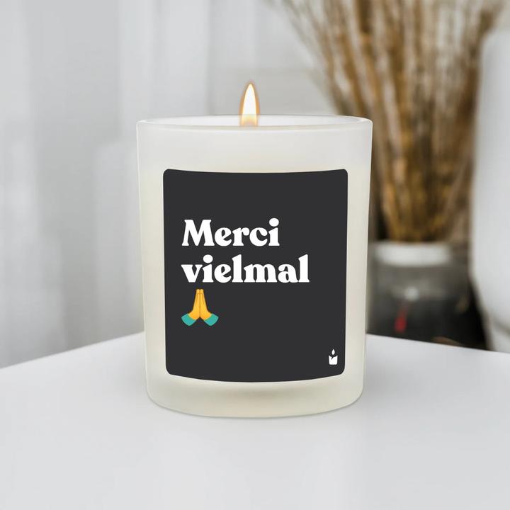 Actual product image Chatty Candles Woody scented candle Merci vielmal