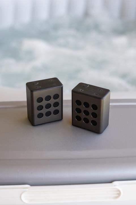 Actual product image Lenco Btp-200 (8 h, Rechargeable battery operated)